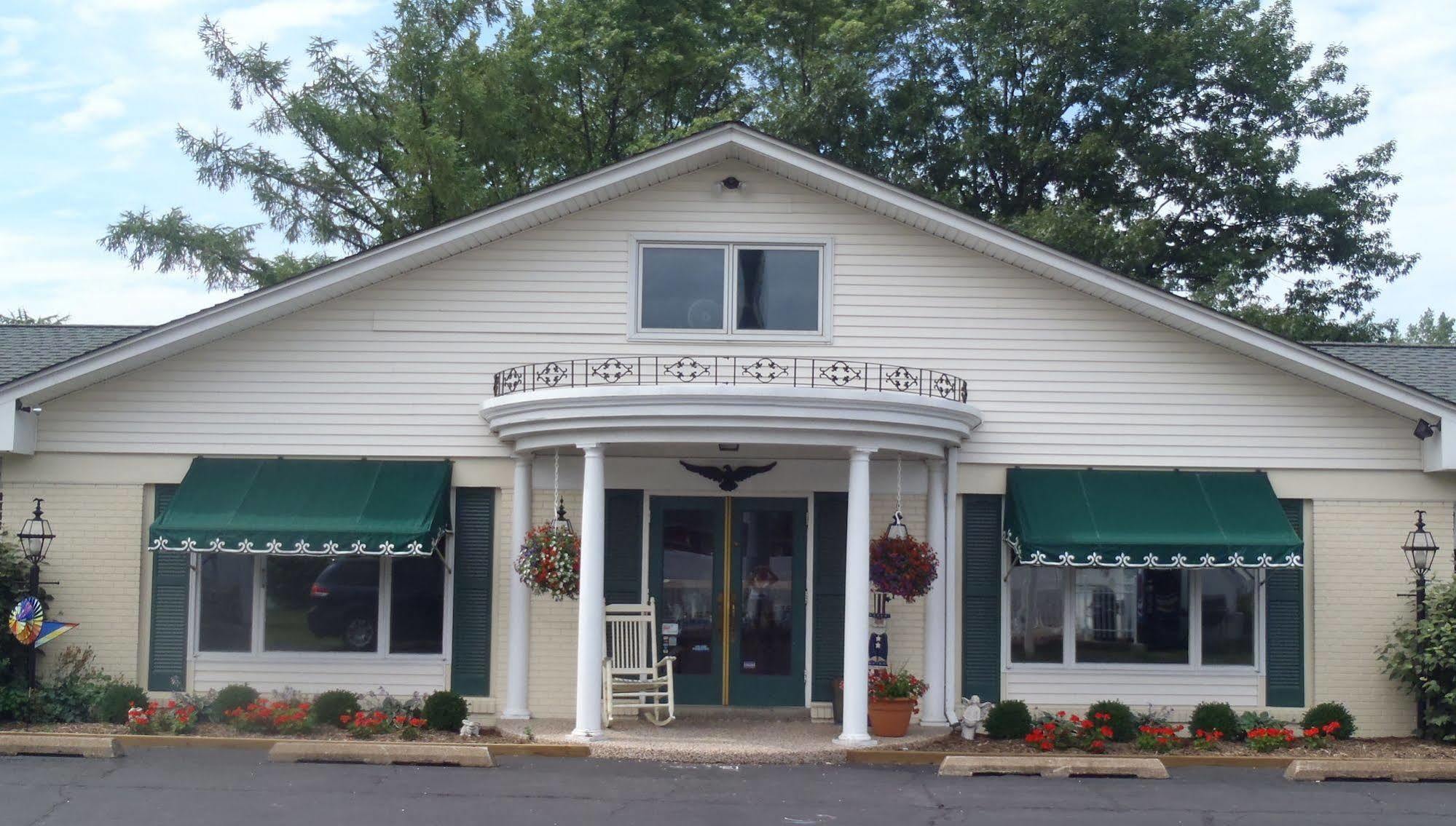 Glass House Erie Near I-90 & I-79 Kearsarge